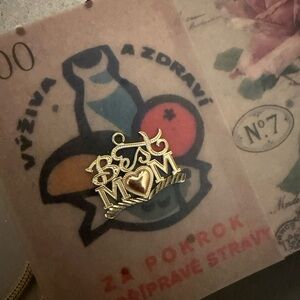 Vintage solid gold 10k best mom charm puffy heart diamond cut Mother’s Day gift